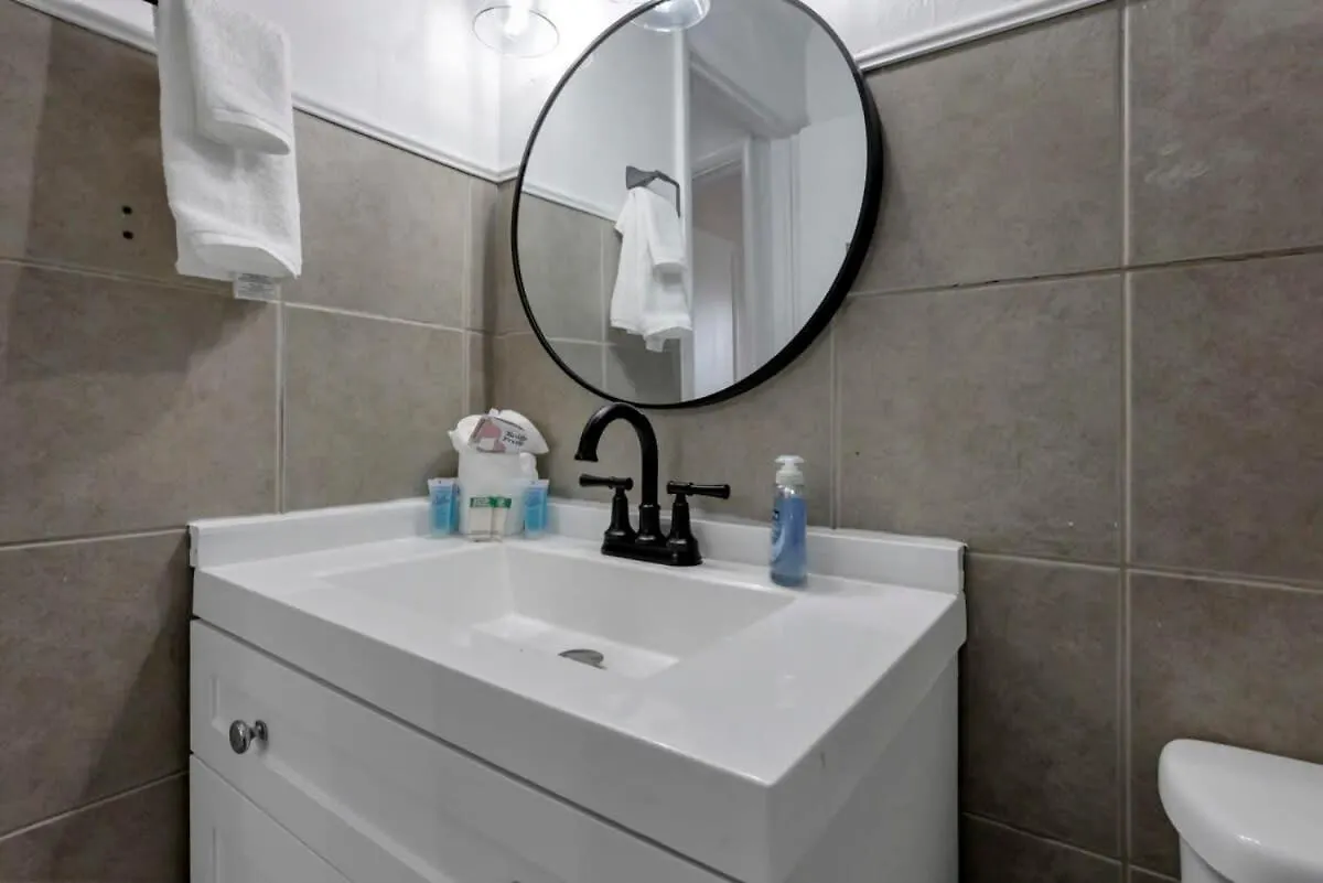 Housepitality - West Side Lodge - 6 Bedroom 2 Ba Κολόμπο 0*,